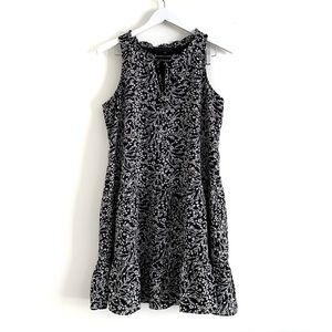 NWOT SANCTUARY  SLEEVELESS DRESS WITH WHITE FLOWERS PRINT